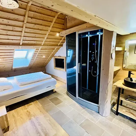Spacious House With Terrace Near The *