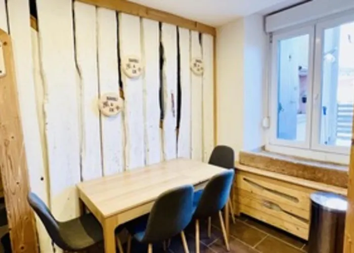 Prázdninový dům Spacious House With Terrace Near The *