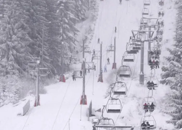 Spacious House With Terrace Near The