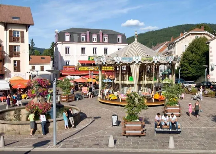 Spacious House With Terrace Near The Prázdninový dům *