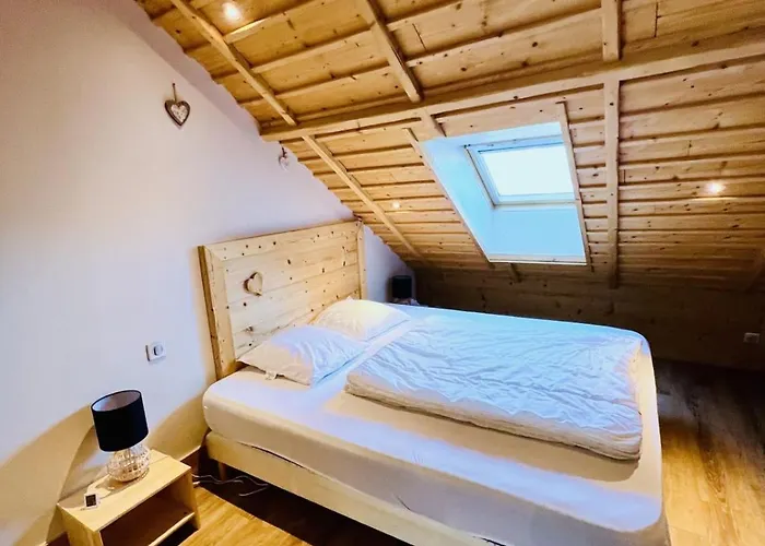 Prázdninový dům Spacious House With Terrace Near The